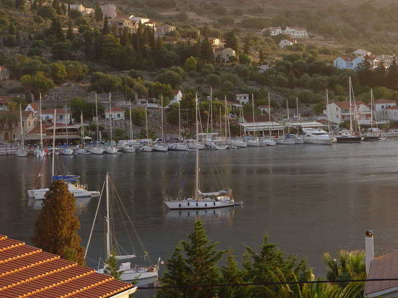 Greka Ionian Suites Agia Efimia Buitenkant foto