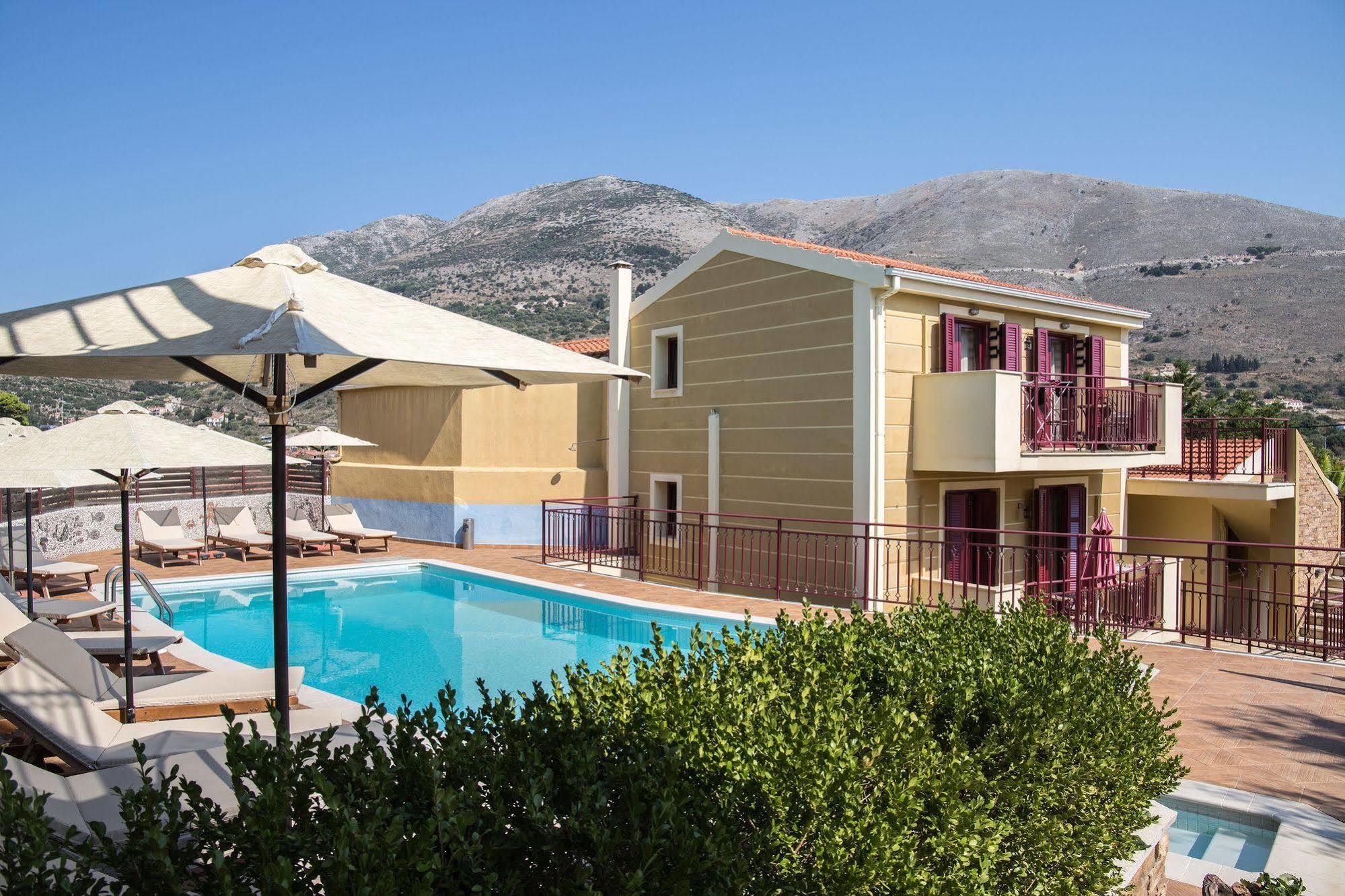 Greka Ionian Suites Agia Efimia Buitenkant foto